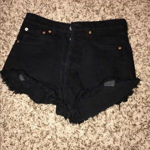 The laundry room distressed jean shorts